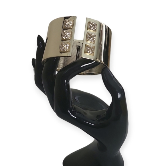 Victoria's Secret "Scandalous" Goldtone & Rhinestone Hinged Cuff Bracelet - Picture 1 of 9